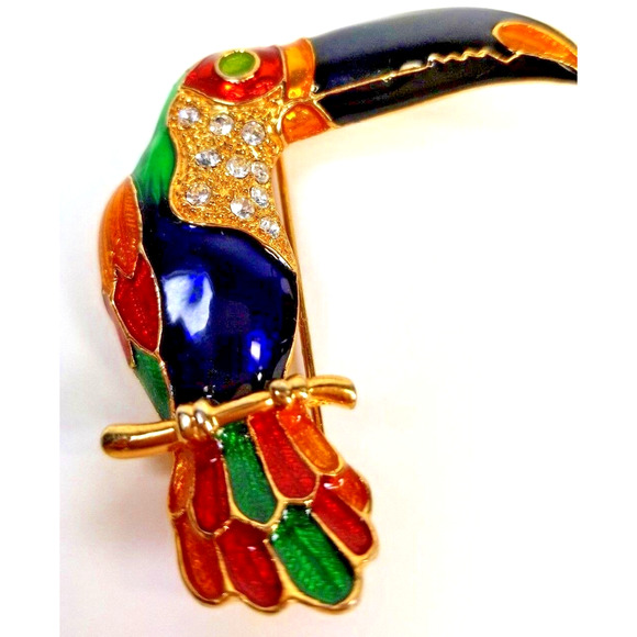 Toucan Figural Brooch Pin Rhinestones Enamel Gold Tone Multi Color Bird 2.25 in - Picture 4 of 10